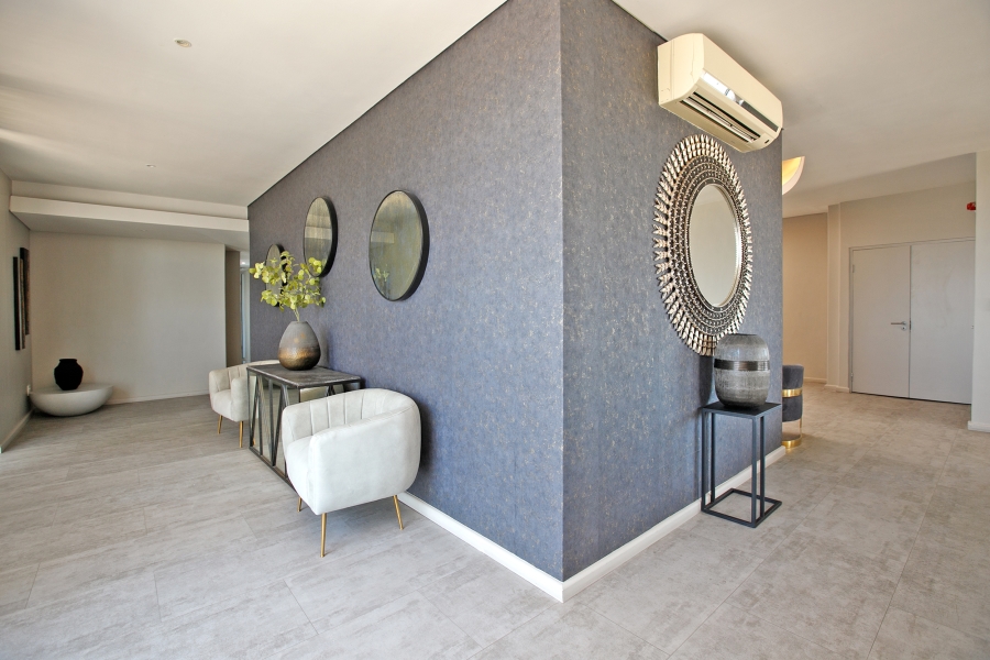 4 Bedroom Property for Sale in Waves Edge Western Cape